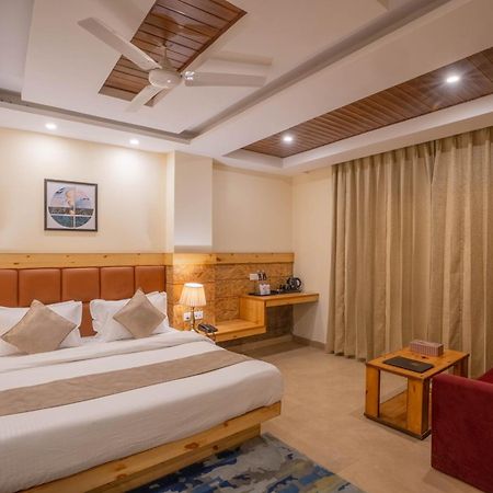 Perfectstayz Vista 5 Min Walk To Mall Road Mussoorie Exteriör bild