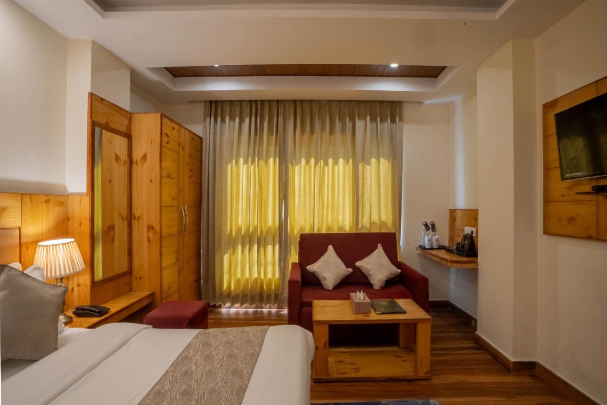 Perfectstayz Vista 5 Min Walk To Mall Road Mussoorie Exteriör bild