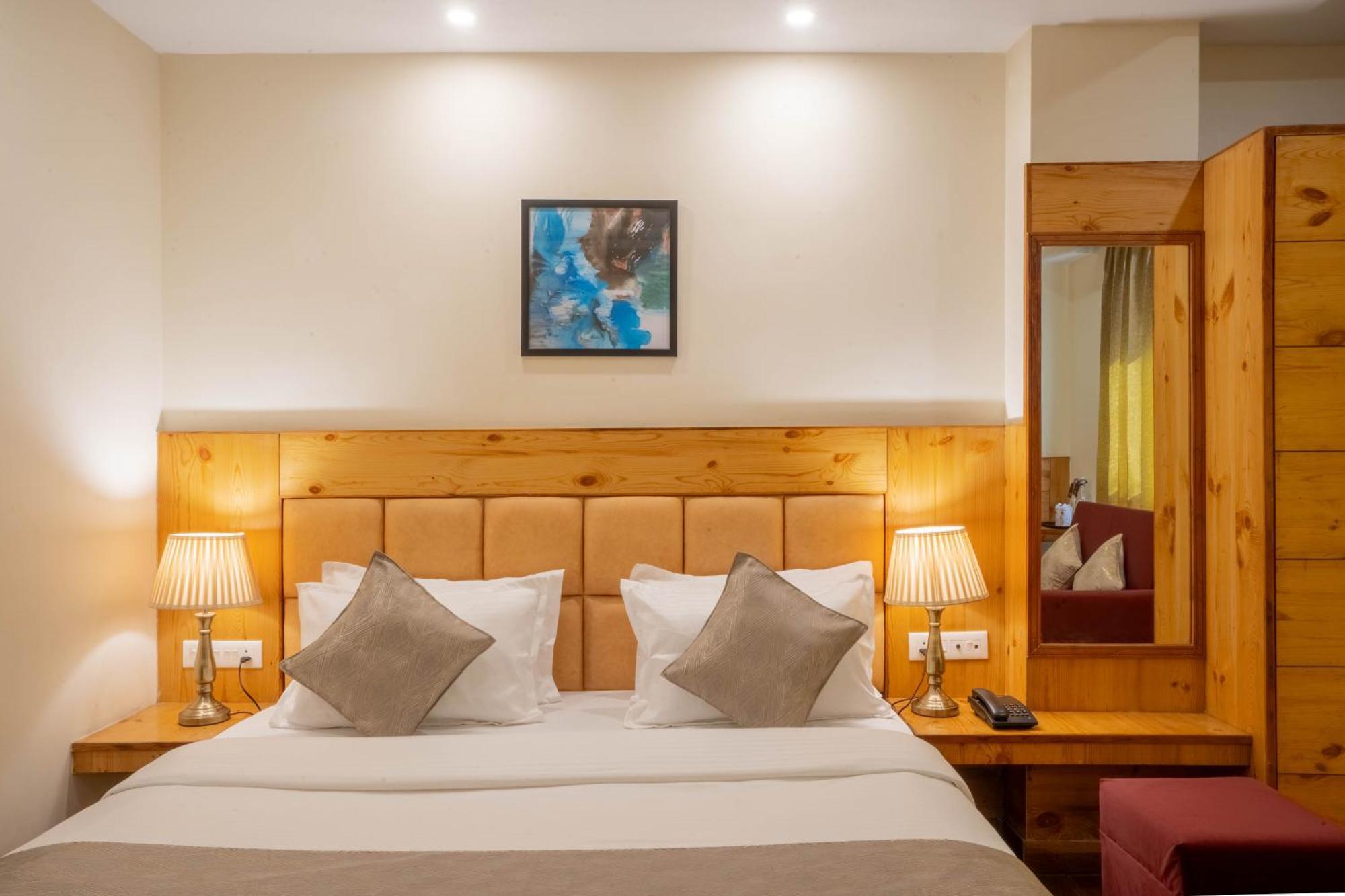 Perfectstayz Vista 5 Min Walk To Mall Road Mussoorie Exteriör bild