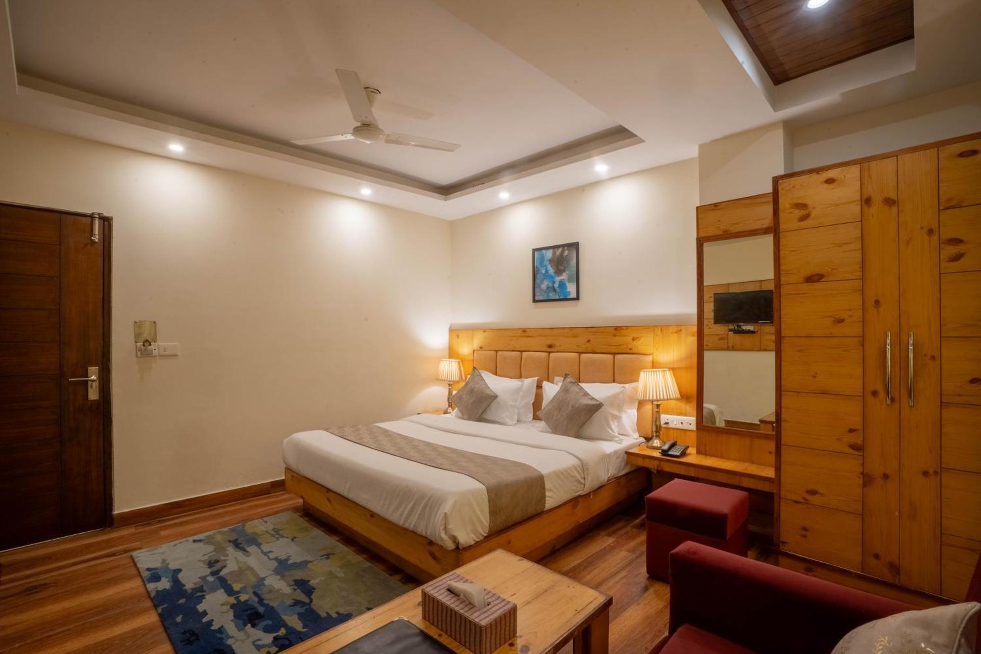 Perfectstayz Vista 5 Min Walk To Mall Road Mussoorie Exteriör bild